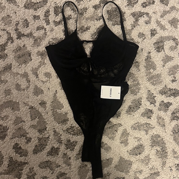 Forever 21 Tops - Forever 21 Black Intimates